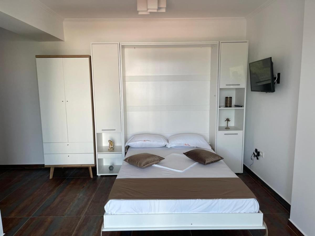 Studio Hotel Victor 501 Mamaia Exterior photo